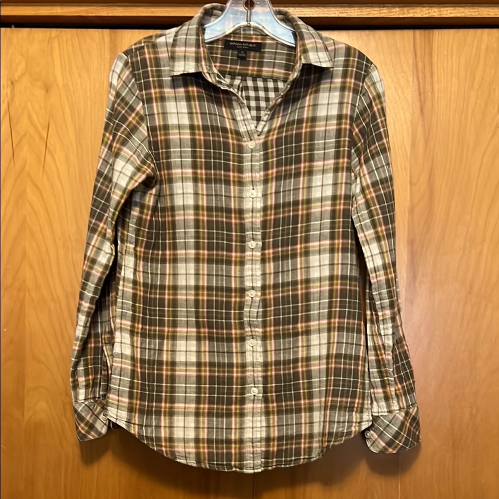 Banana Republic Soft Wash Green Plaid Casual Shirt Size Small